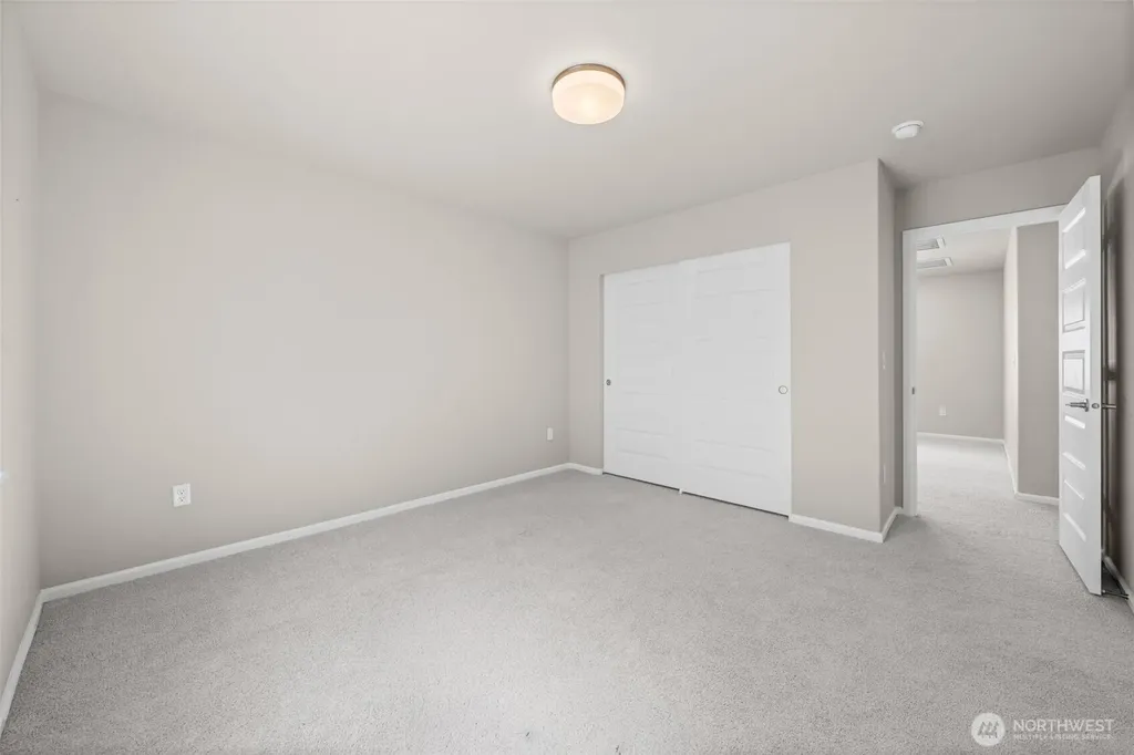 15025 Olympic Loop E Bonney Lake WA 98391