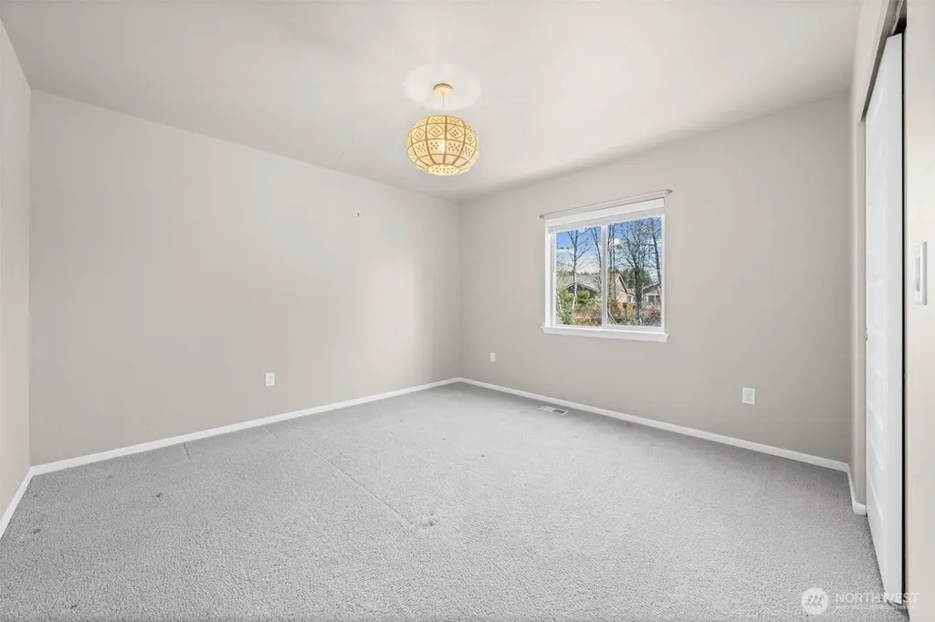 15025 Olympic Loop E Bonney Lake WA 98391