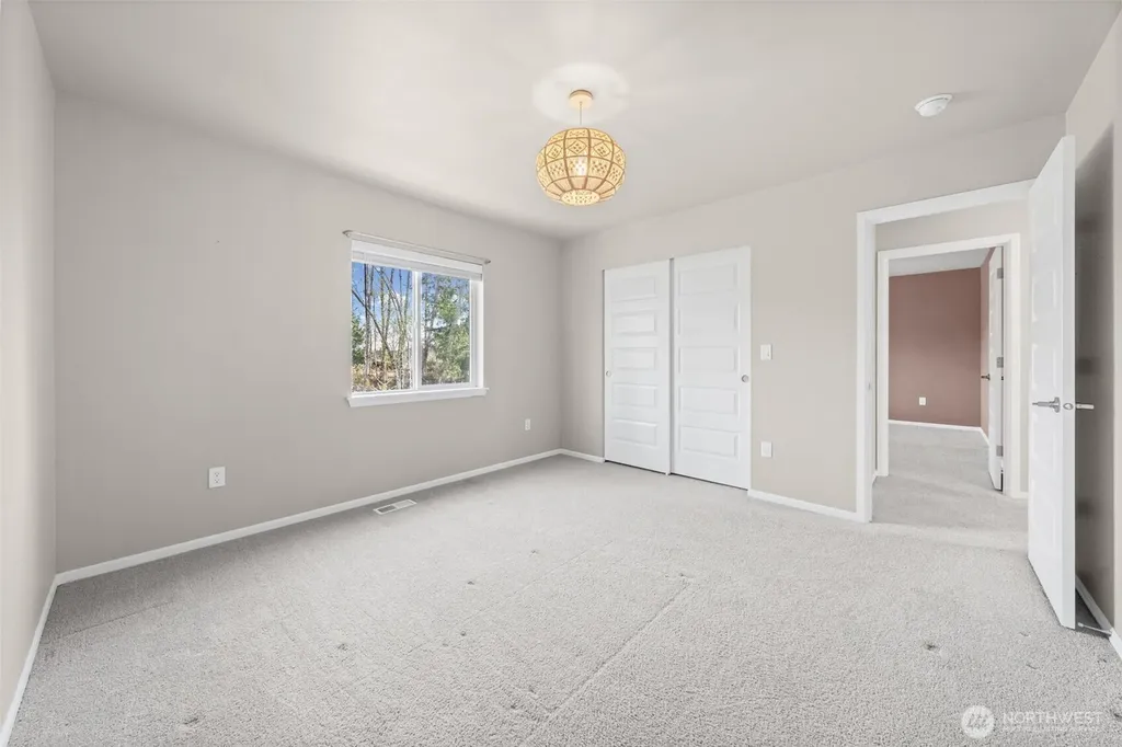 15025 Olympic Loop E Bonney Lake WA 98391