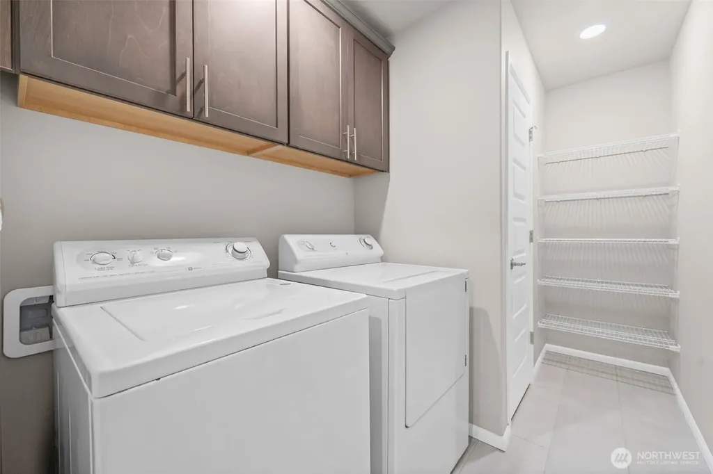 15025 Olympic Loop E Bonney Lake WA 98391