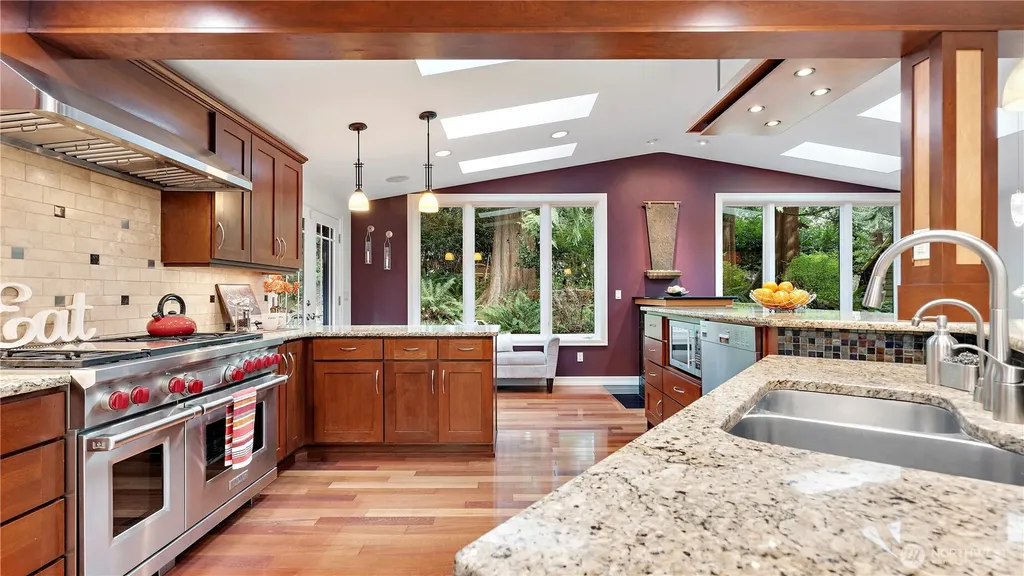 19308 224th Court NE Woodinville WA 98077
