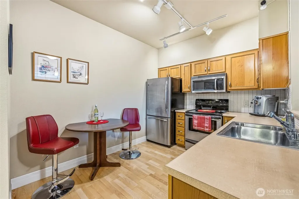 910 Harris Avenue Bellingham WA 98225