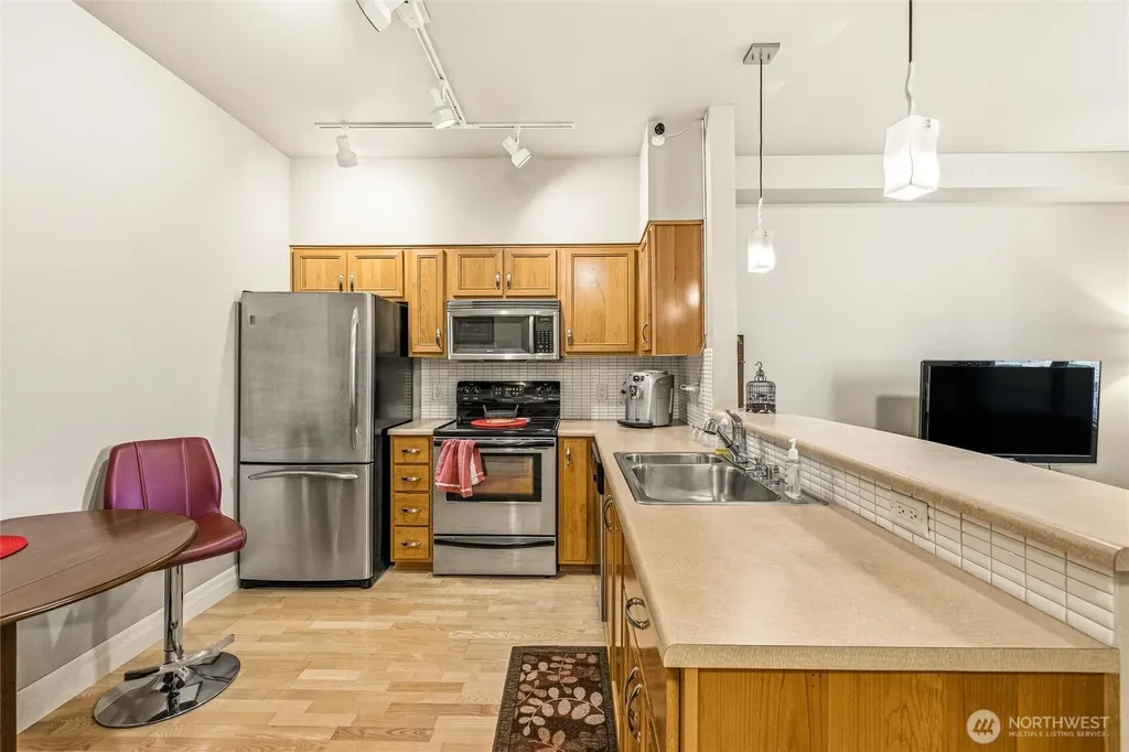 910 Harris Avenue Bellingham WA 98225