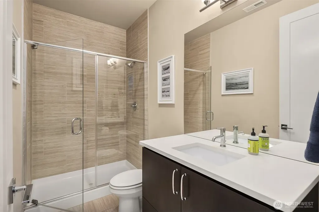 23704 105th Place W Edmonds WA 98020