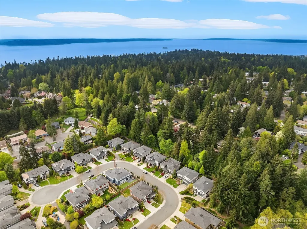 23704 105th Place W Edmonds WA 98020