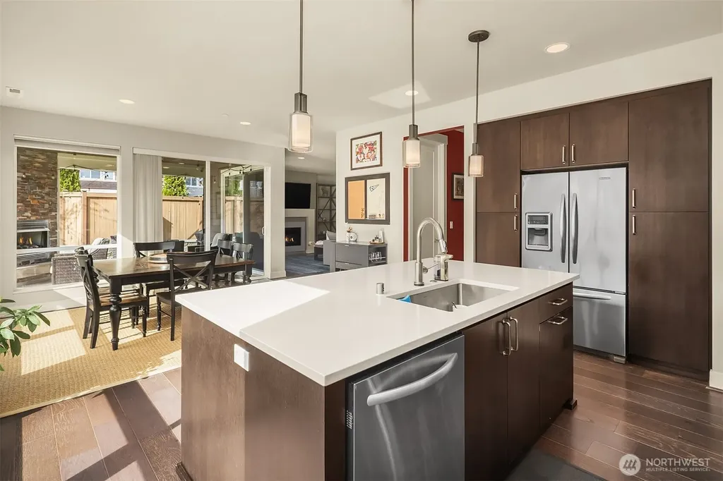 23704 105th Place W Edmonds WA 98020