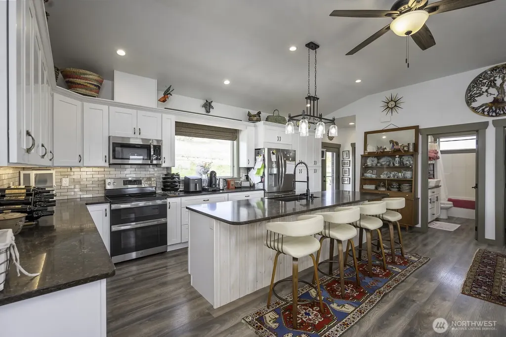 169 Banks Lake View Road Coulee City WA 99115