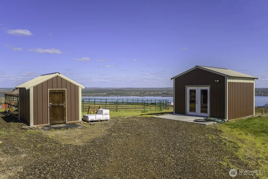 169 Banks Lake View Road Coulee City WA 99115