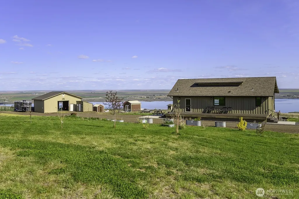 169 Banks Lake View Road Coulee City WA 99115