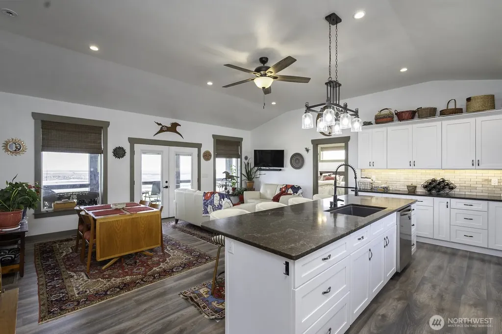 169 Banks Lake View Road Coulee City WA 99115