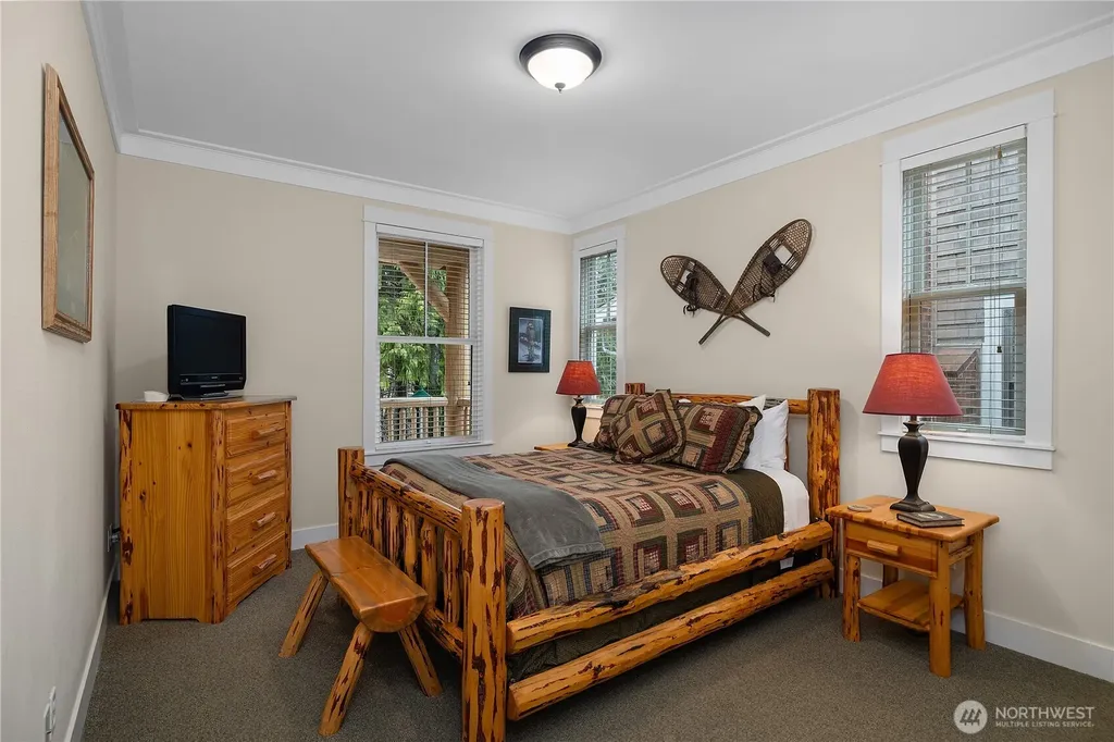 18 Primrose Lane Pacific Beach WA 98571