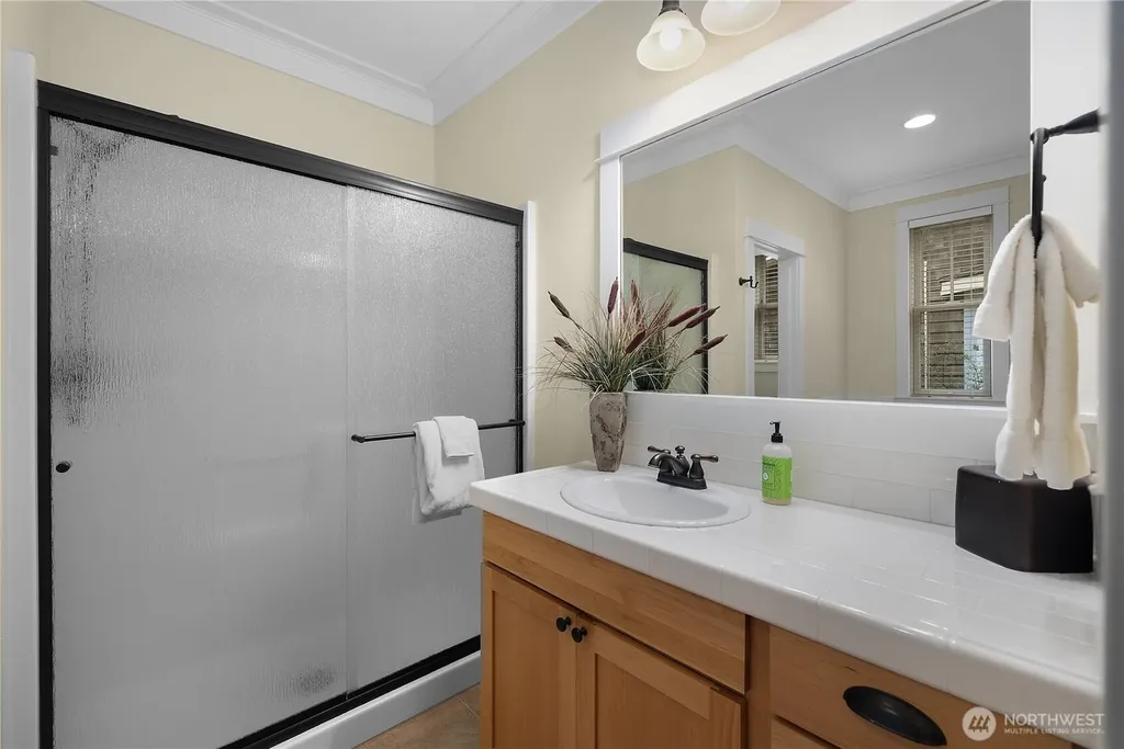 18 Primrose Lane Pacific Beach WA 98571