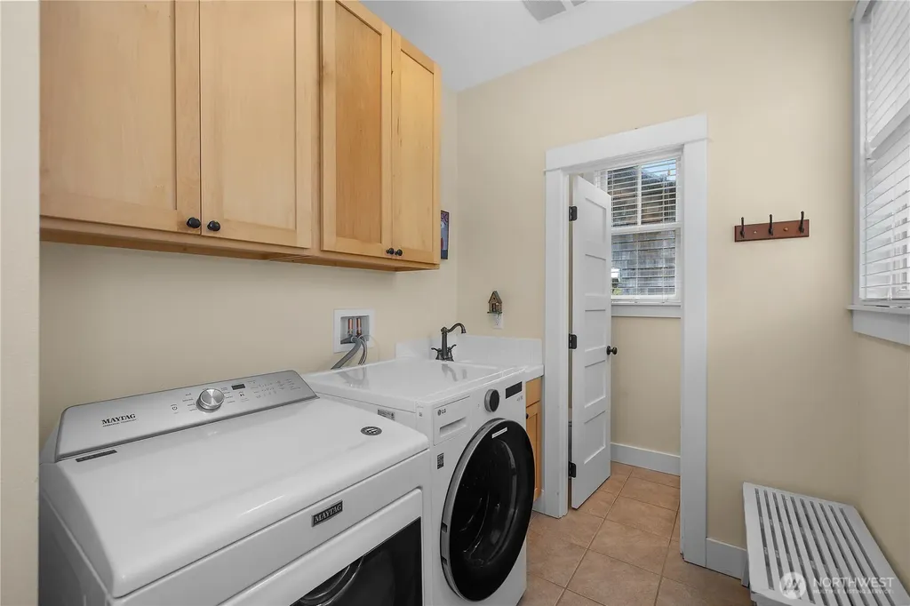 18 Primrose Lane Pacific Beach WA 98571