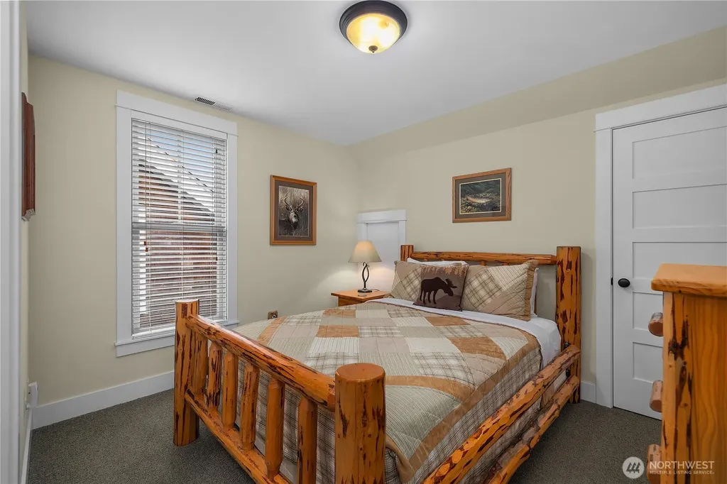 18 Primrose Lane Pacific Beach WA 98571
