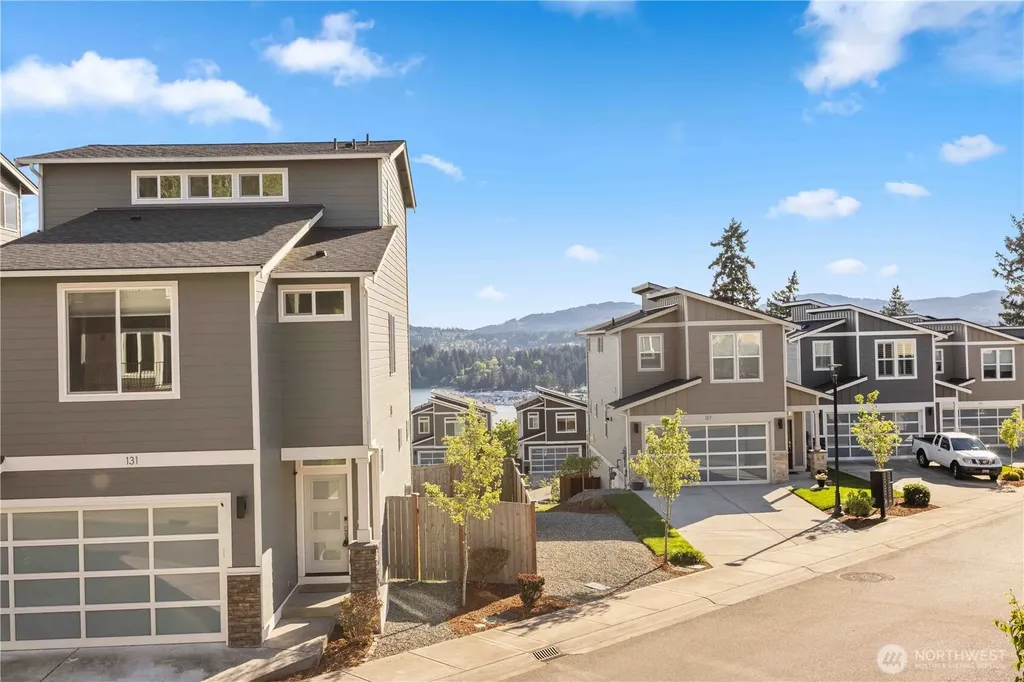134 Blackfish Court Bremerton WA 98310