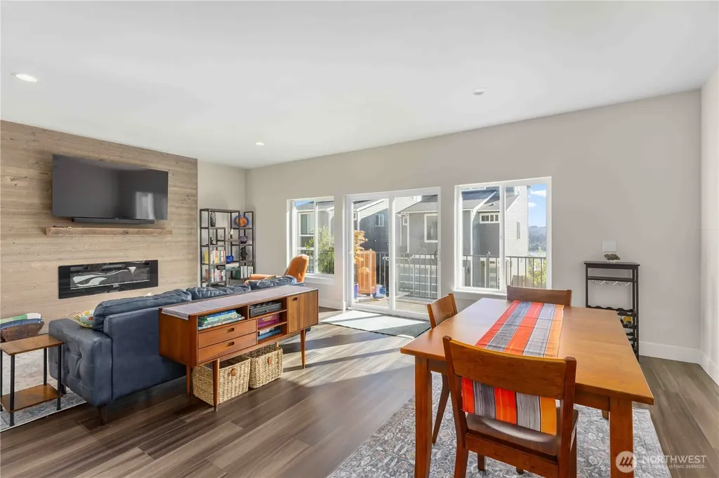 134 Blackfish Court Bremerton WA 98310