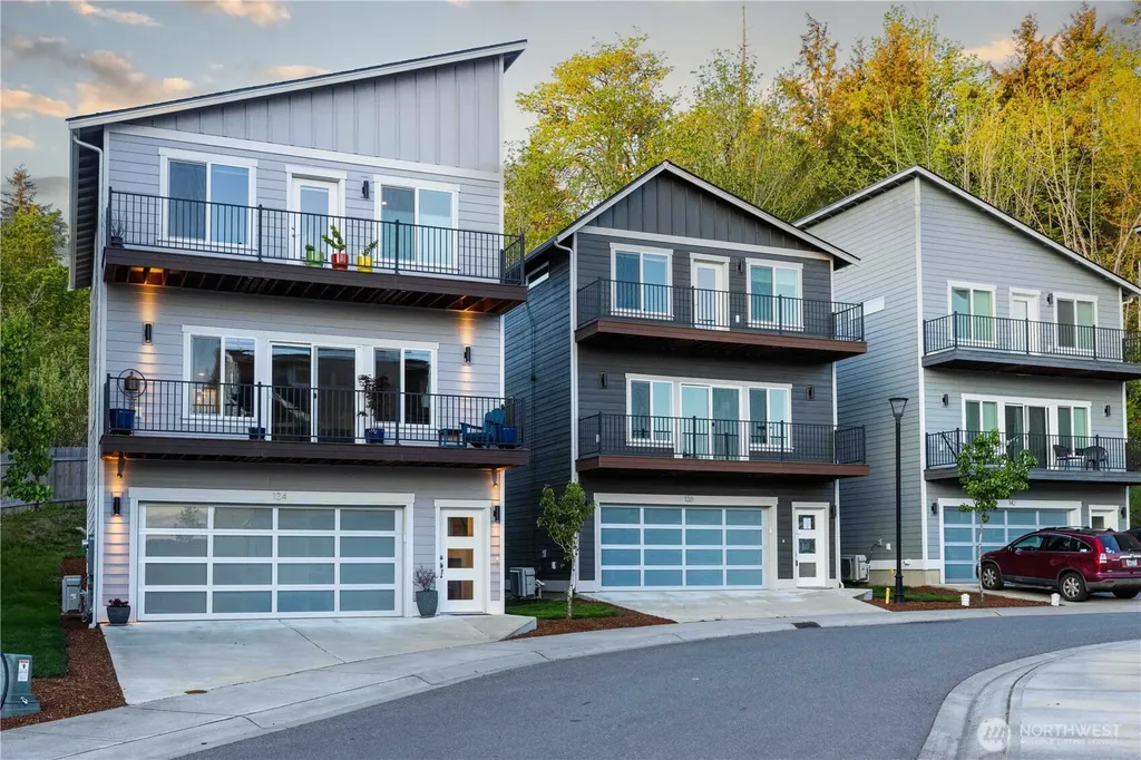 134 Blackfish Court Bremerton WA 98310