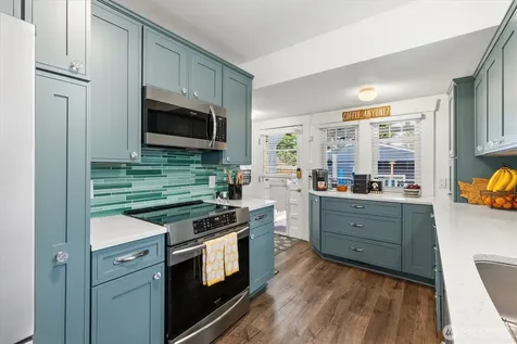 10532 Evanston Avenue N Seattle WA 98133