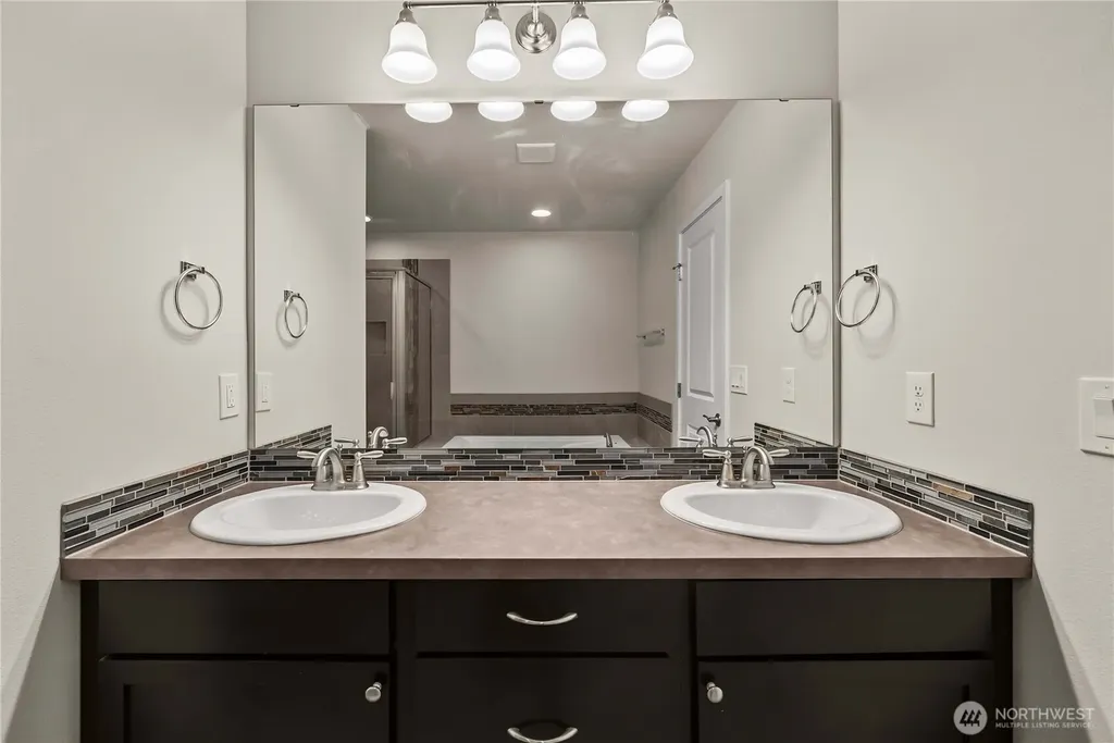 6705 139th Street Ct E Puyallup WA 98373