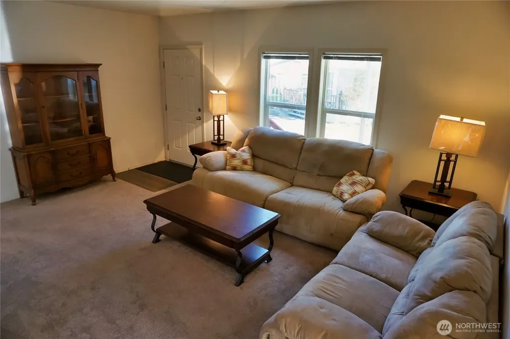 2350 Douglas Road Ferndale WA 98248