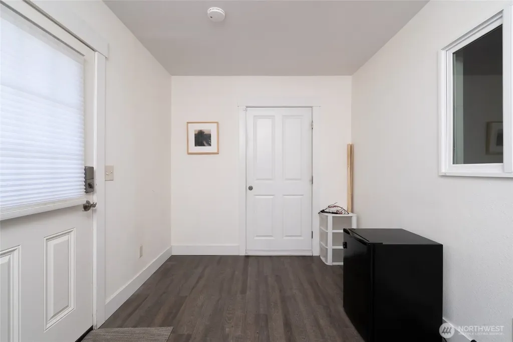1917 Commercial Avenue Anacortes WA 98221