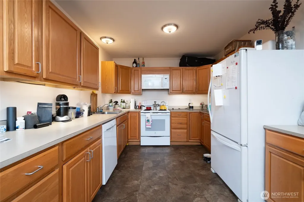 1917 Commercial Avenue Anacortes WA 98221