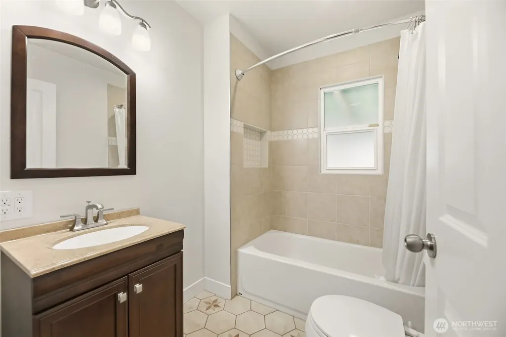 2309 State Street Everett WA 98201