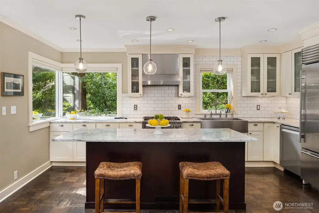 502 Lake Washington Boulevard E Seattle WA 98112