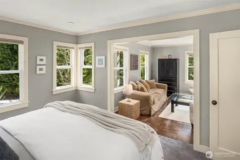 502 Lake Washington Boulevard E Seattle WA 98112