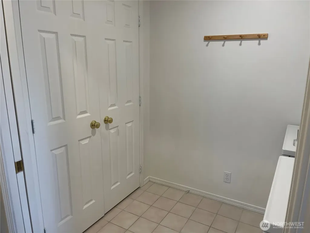 2426 James Place Langley WA 98260