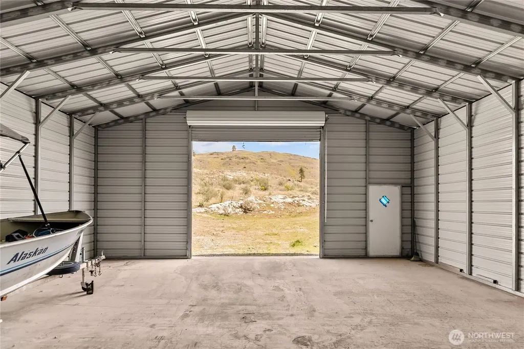 26 Alkali Lake Road Riverside WA 98849