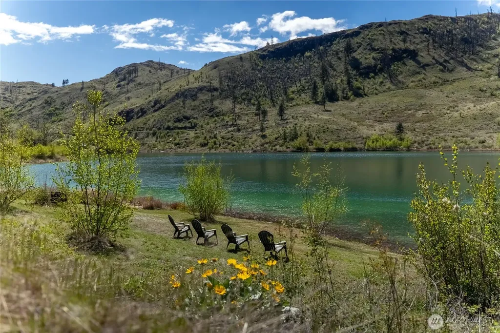 26 Alkali Lake Road Riverside WA 98849