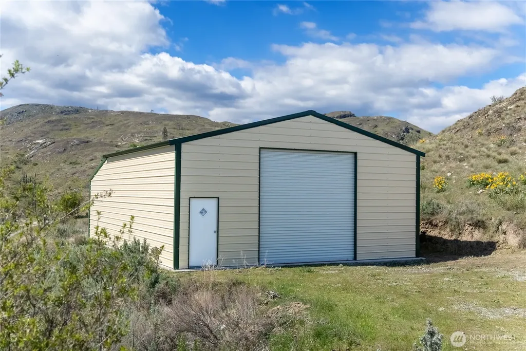26 Alkali Lake Road Riverside WA 98849