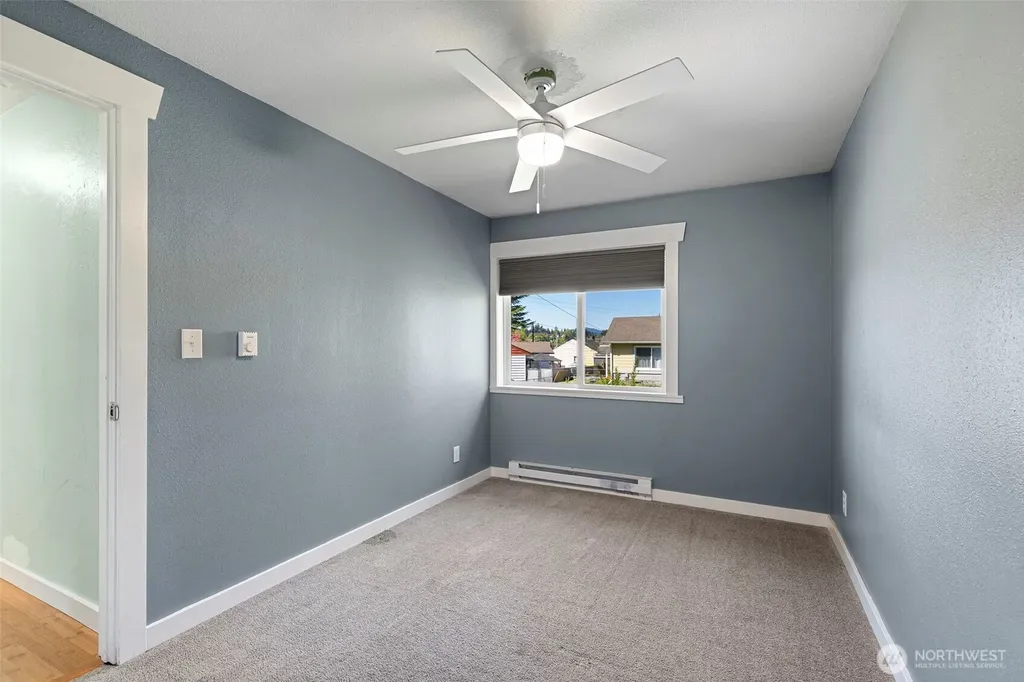 2712 Hefner Avenue Bremerton WA 98310
