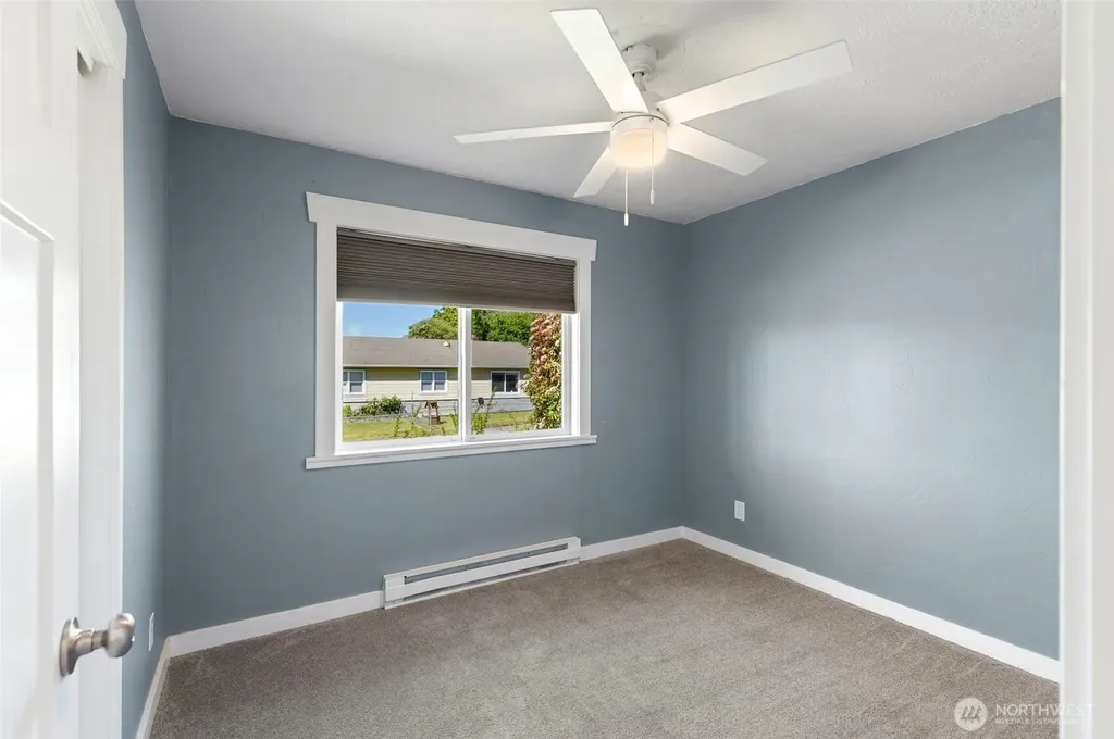 2712 Hefner Avenue Bremerton WA 98310