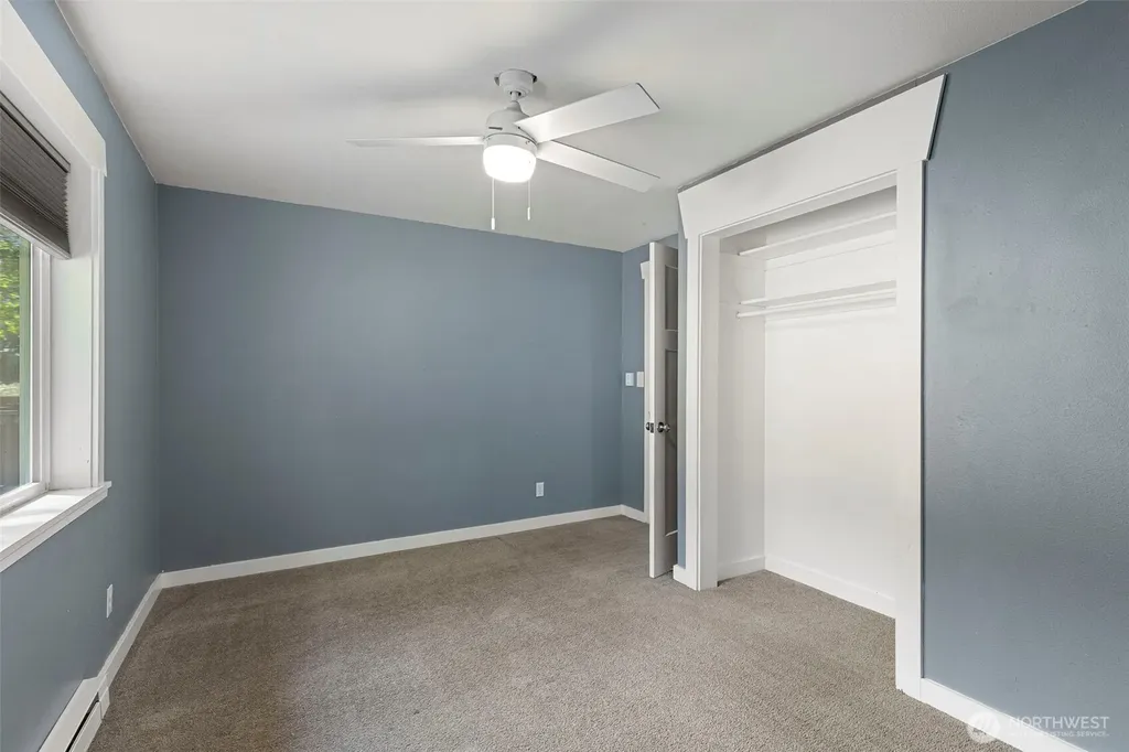 2712 Hefner Avenue Bremerton WA 98310