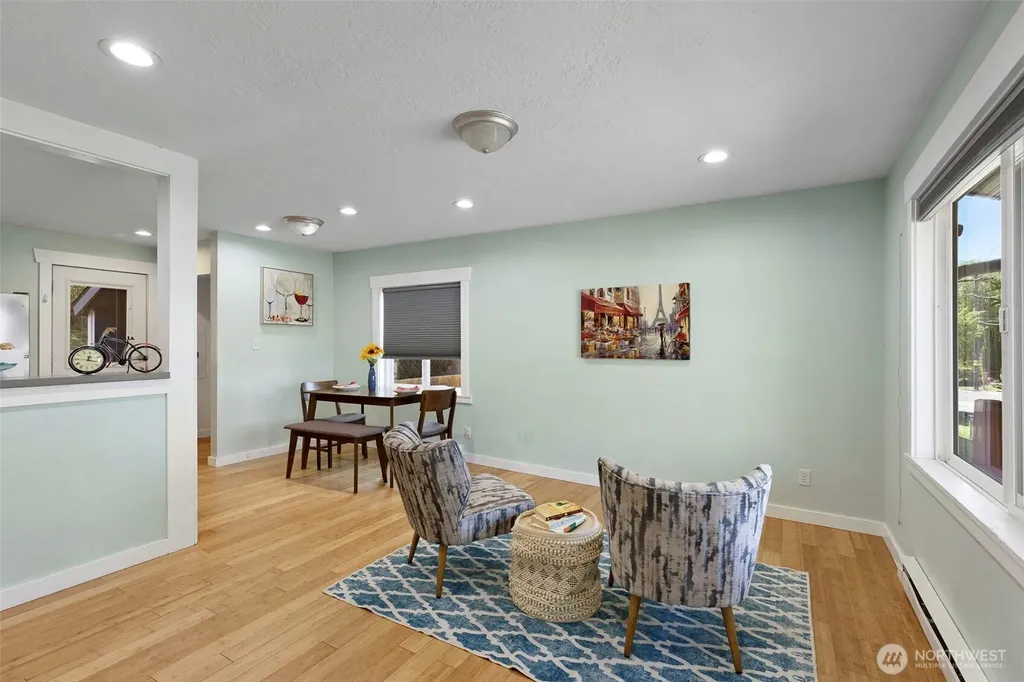 2712 Hefner Avenue Bremerton WA 98310