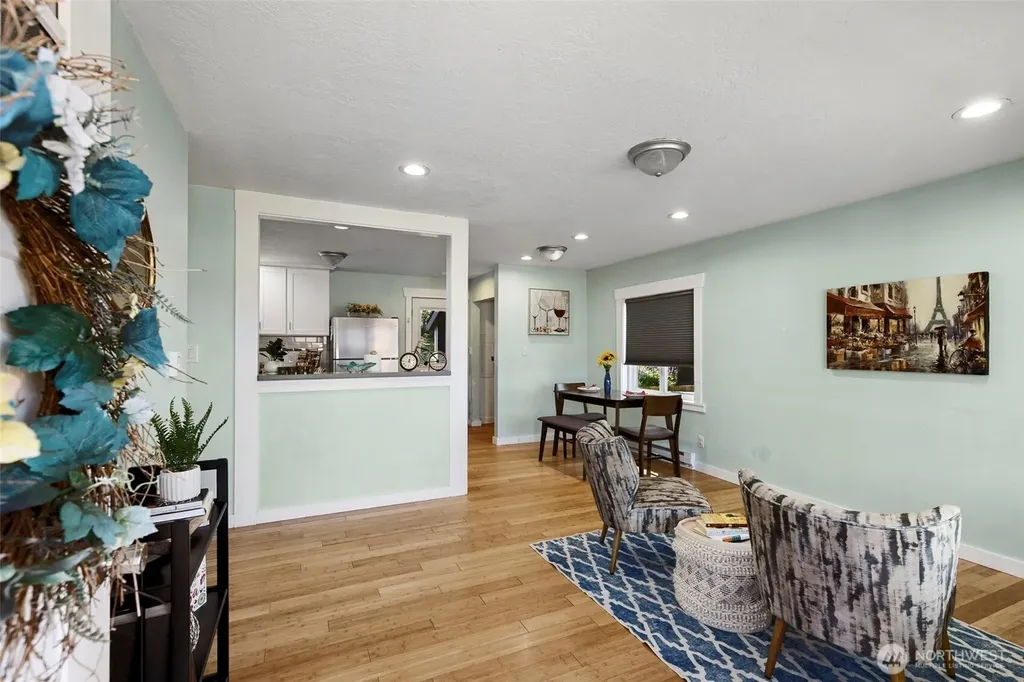 2712 Hefner Avenue Bremerton WA 98310