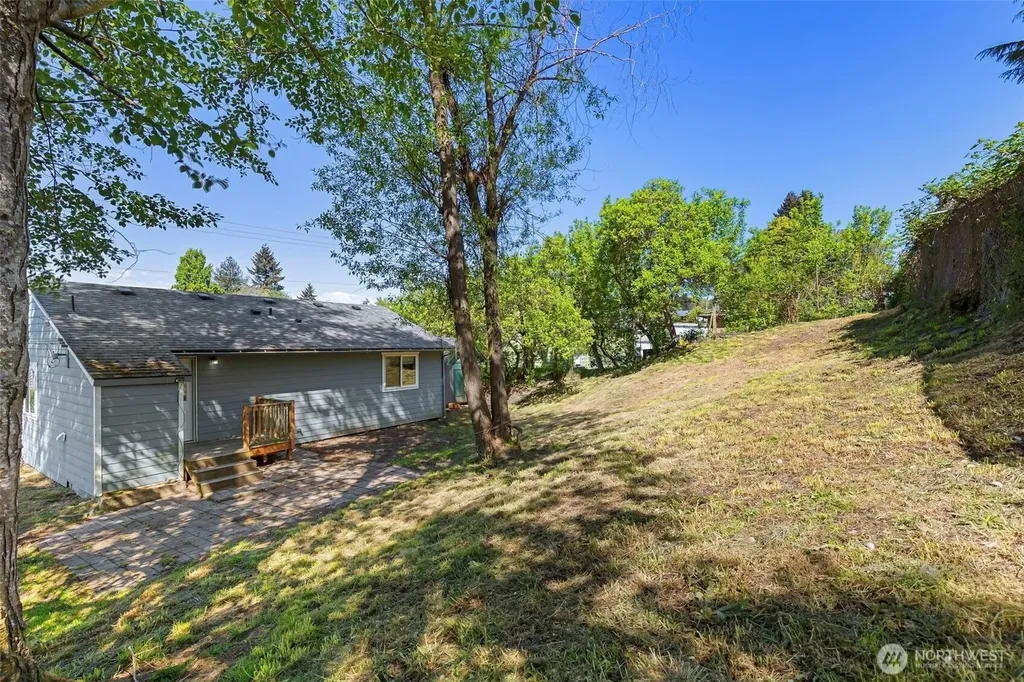 2712 Hefner Avenue Bremerton WA 98310