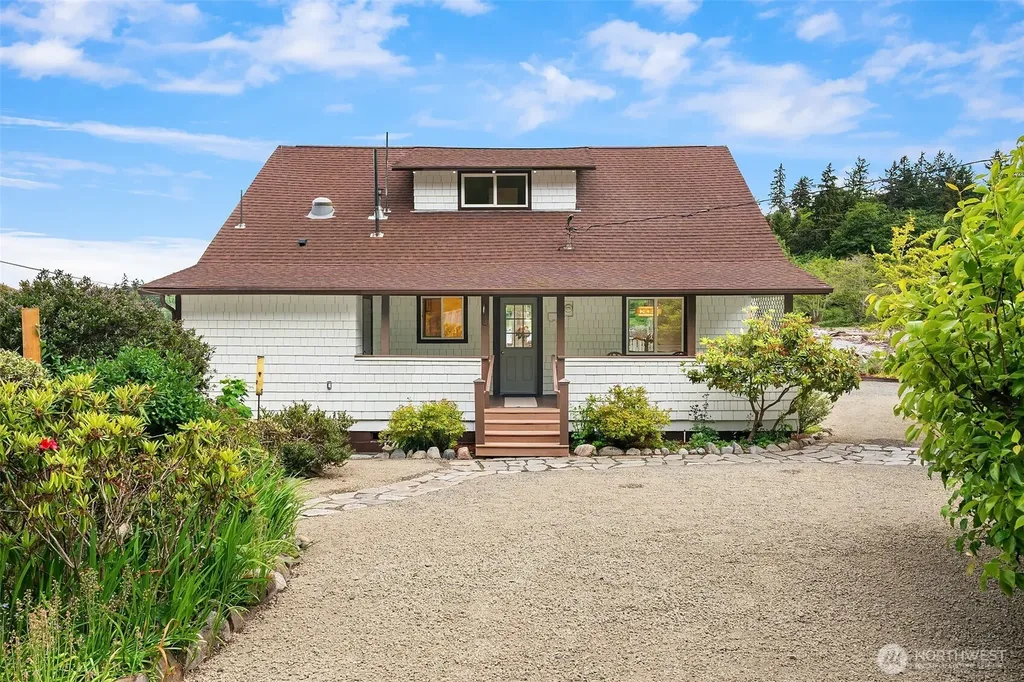 22113 Dockton Road SW Vashon WA 98070