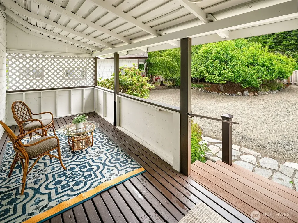 22113 Dockton Road SW Vashon WA 98070