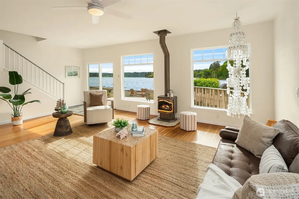 22113 Dockton Road SW Vashon WA 98070