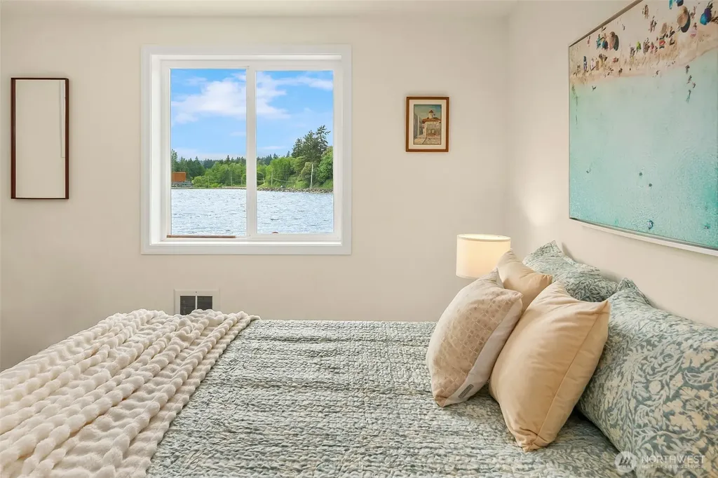 22113 Dockton Road SW Vashon WA 98070