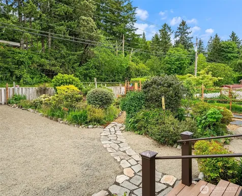 22113 Dockton Road SW Vashon WA 98070