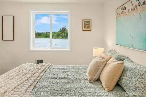 22113 Dockton Road SW Vashon WA 98070