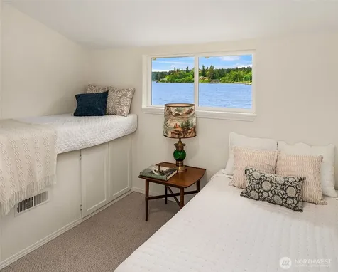 22113 Dockton Road SW Vashon WA 98070