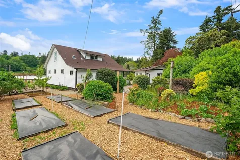 22113 Dockton Road SW Vashon WA 98070