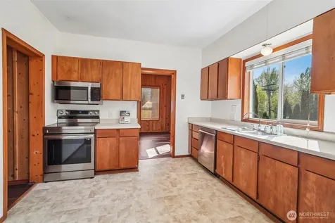16804 SE 128th Street Renton WA 98059