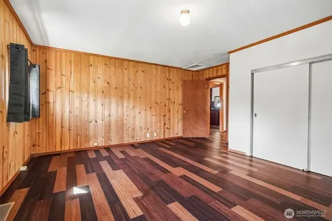16804 SE 128th Street Renton WA 98059
