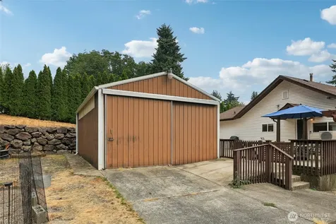 16804 SE 128th Street Renton WA 98059